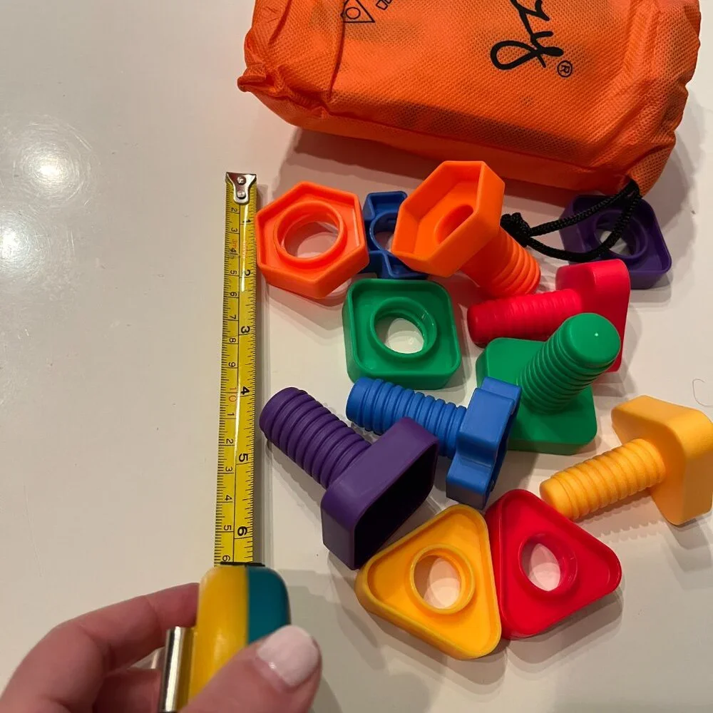 Skoolzy Nuts and Bolts Motor Development Toy (18‎ months and up / new)